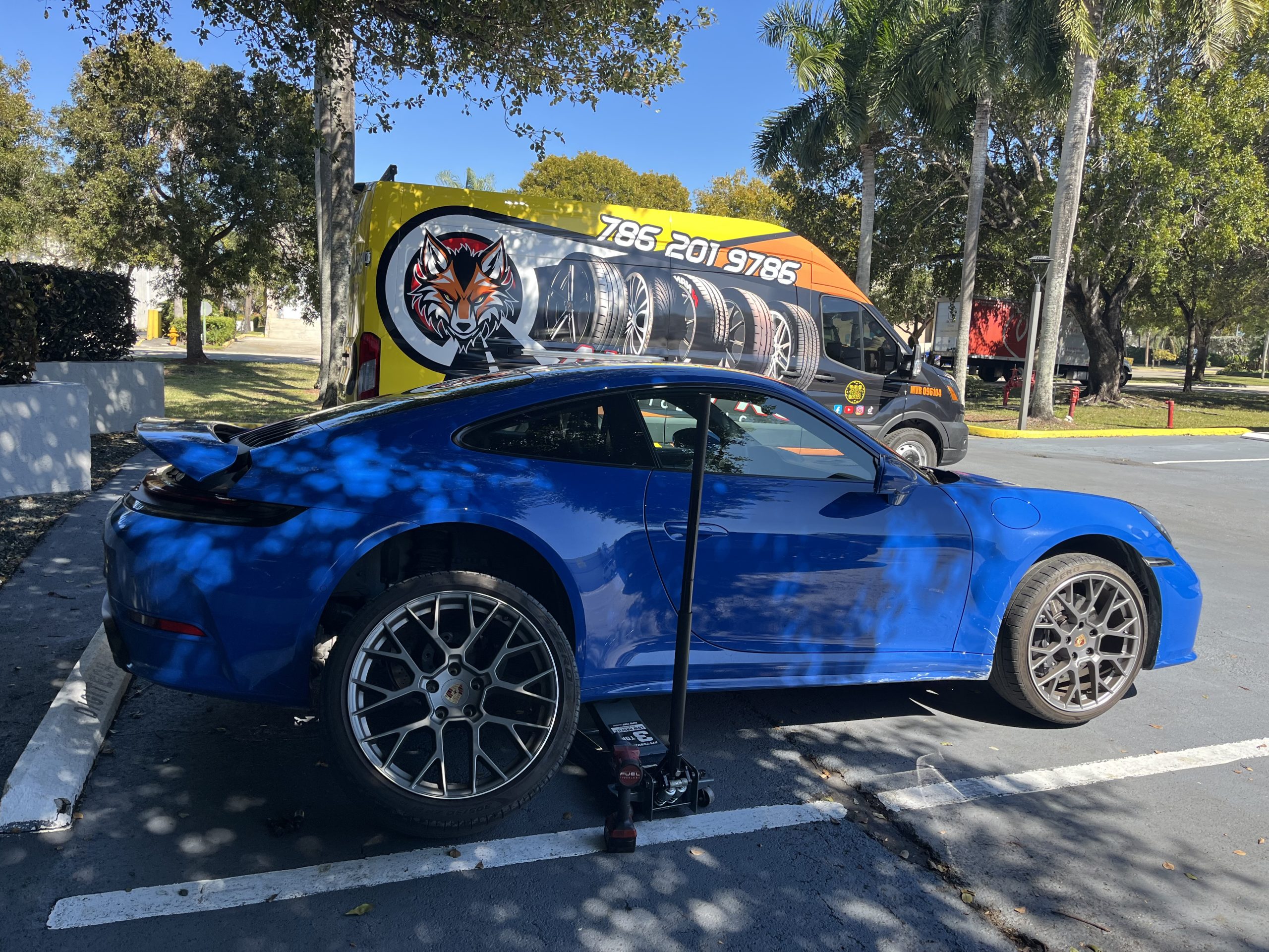 Emergency Tire Repair in Miami